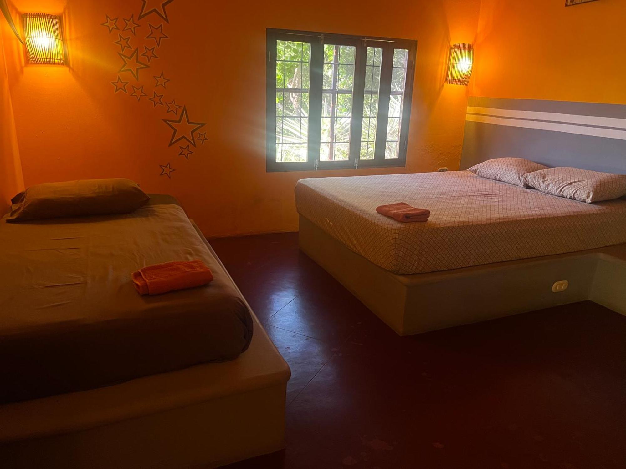 מלון סן חואן דל סור Buena Onda Backpackers מראה חיצוני תמונה